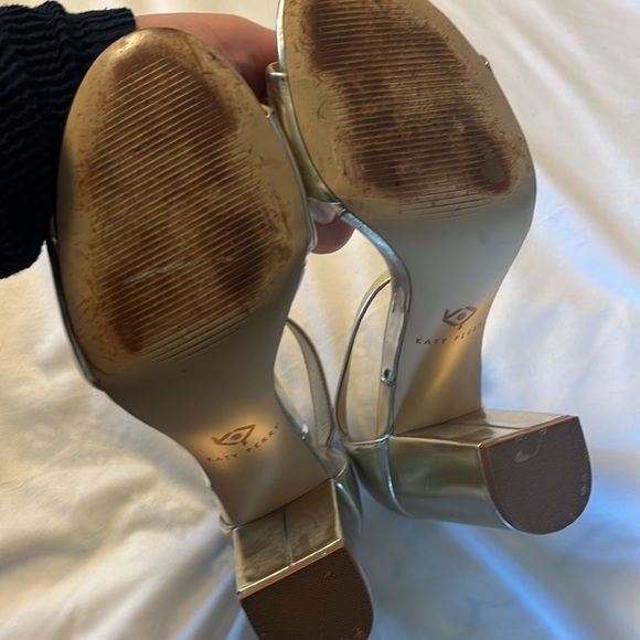 Katy Perry The Liz Block Heeled Sandal with Ankle Strap in gold - Picture 8 of 11